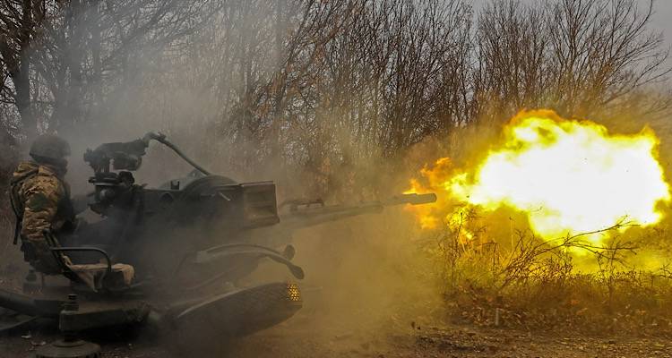 &Mu;&upsilon;&sigma;&tau;&iota;&kappa;έ&sigmaf; &sigma;&upsilon;&nu;&omicron;&mu;&iota;&lambda;ί&epsilon;&sigmaf; &Alpha;&mu;&epsilon;&rho;&iota;&kappa;&alpha;&nu;ώ&nu; &kappa;&alpha;&iota; &Rho;ώ&sigma;&omega;&nu; - &Theta;&alpha; &pi;&alpha;&rho;ί&sigma;&tau;&alpha;&tau;&alpha;&iota; &kappa;&alpha;&iota; &omicron; &alpha;&rho;&chi;&eta;&gamma;ό&sigmaf; &tau;&eta;&sigmaf; CIA