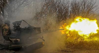 &Mu;&upsilon;&sigma;&tau;&iota;&kappa;έ&sigmaf; &sigma;&upsilon;&nu;&omicron;&mu;&iota;&lambda;ί&epsilon;&sigmaf; &Alpha;&mu;&epsilon;&rho;&iota;&kappa;&alpha;&nu;ώ&nu; &kappa;&alpha;&iota; &Rho;ώ&sigma;&omega;&nu; - &Theta;&alpha; &pi;&alpha;&rho;ί&sigma;&tau;&alpha;&tau;&alpha;&iota; &kappa;&alpha;&iota; &omicron; &alpha;&rho;&chi;&eta;&gamma;ό&sigmaf; &tau;&eta;&sigmaf; CIA