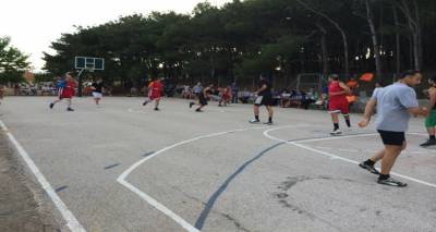 &Xi;&epsilon;&kappa;ί&nu;&eta;&sigma;&alpha;&nu; &omicron;&iota; &delta;&eta;&lambda;ώ&sigma;&epsilon;&iota;&sigmaf; &sigma;&upsilon;&mu;&mu;&epsilon;&tau;&omicron;&chi;ή&sigmaf; &gamma;&iota;&alpha; &tau;&omicron; 4&omicron; &tau;&omicron;&upsilon;&rho;&nu;&omicron;&upsilon;ά &mu;&pi;ά&sigma;&kappa;&epsilon;&tau; &tau;&eta;&sigmaf; &Nu;. &Kappa;&omicron;ύ&tau;&alpha;&lambda;&eta;&sigmaf;