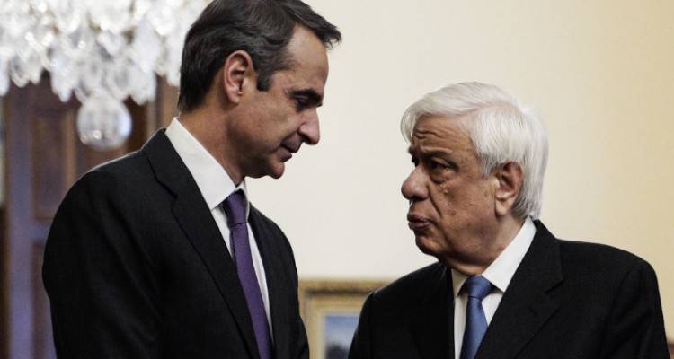 Επισπεύδεται η ανακοίνωση του Προέδρου της Δημοκρατίας | Ο Μητσοτάκης θα ενημερώσει τον Παυλόπουλο για τον διάδοχό του