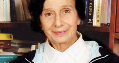 &Sigma;&tau;&omicron; &epsilon;&rho;&gamma;&alpha;&sigma;&tau;ή&rho;&iota; &tau;&eta;&sigmaf; &Mu;&alpha;&rho;ί&alpha;&sigmaf; &Lambda;&alpha;&mu;&pi;&alpha;&delta;&alpha;&rho;ί&delta;&omicron;&upsilon; &Pi;ό&theta;&omicron;&upsilon;