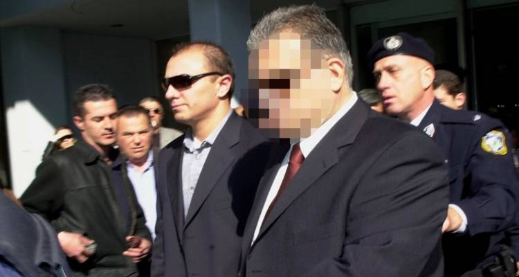 &Omicron; &laquo;Έ&lambda;&lambda;&eta;&nu;&alpha;&sigmaf; &Epsilon;&sigma;&kappa;&omicron;&mu;&pi;ά&rho;&raquo; &sigma;&upsilon;&nu;&epsilon;&lambda;ή&phi;&theta;&eta; &sigma;&tau;&eta;&nu; &Kappa;&alpha;&tau;&epsilon;&rho;ί&nu;&eta; &gamma;&iota;&alpha; &tau;&omicron; &sigma;&kappa;ά&phi;&omicron;&sigmaf; &mu;&epsilon; &kappa;&omicron;&kappa;&alpha;ΐ&nu;&eta; &sigma;&tau;&omicron;&nu; &Alpha;&tau;&lambda;&alpha;&nu;&tau;&iota;&kappa;ό - &Tau;&omicron; &beta;&alpha;&rho;ύ &pi;&alpha;&rho;&epsilon;&lambda;&theta;ό&nu; &kappa;&alpha;&iota; &omicron;&iota; &mu;έ&rho;&epsilon;&sigmaf; &tau;&omicron;&upsilon;