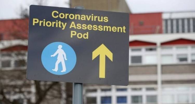 Κορονοϊός : “Επί ποδός πολέμου” η Βρετανία – Αντιμέτωπη η τρίτη  ηλικία με το ενδεχόμενο της υποχρεωτικής απομόνωσης στο σπίτι