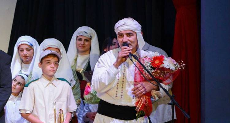 &laquo;&Pi;ά&tau;&eta;&mu;&alpha;&raquo; &kappa;&alpha;&iota; &laquo;&Kappa;&alpha;&tau;&sigma;&iota;&beta;έ&lambda;&iota;&kappa;&omicron;&sigmaf;&raquo; &tau;&alpha;&xi;&iota;&delta;&epsilon;ύ&omicron;&upsilon;&nu; &sigma;&tau;&iota;&sigmaf; &Beta;&rho;&upsilon;&xi;έ&lambda;&lambda;&epsilon;&sigmaf;