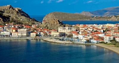 &Lambda;ή&mu;&nu;&omicron;&sigmaf;: &Delta;&eta;&mu;&omicron;&phi;&iota;&lambda;ή&sigmaf; &tau;&omicron;&upsilon;&rho;&iota;&sigma;&tau;&iota;&kappa;ό&sigmaf; &pi;&rho;&omicron;&omicron;&rho;&iota;&sigma;&mu;ό&sigmaf; &gamma;&iota;&alpha; &tau;&eta;&nu; &epsilon;&lambda;&lambda;&eta;&nu;&iota;&kappa;ή &omicron;&iota;&kappa;&omicron;&gamma;έ&nu;&epsilon;&iota;&alpha;