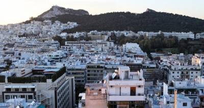 &Sigma;&tau;&epsilon;&gamma;&alpha;&sigma;&tau;&iota;&kappa;ά &pi;&rho;&omicron;&gamma;&rho;ά&mu;&mu;&alpha;&tau;&alpha;: &laquo;&Sigma;&phi;&alpha;ί&rho;&alpha;&raquo; &tau;&omicron; &laquo;&Alpha;&nu;&alpha;&kappa;&alpha;&iota;&nu;ί&zeta;&omega;-&Nu;&omicron;&iota;&kappa;&iota;ά&zeta;&omega;&raquo;, &sigma;&tau;&alpha; &alpha;&zeta;ή&tau;&eta;&tau;&alpha; &tau;&omicron; &laquo;&Alpha;&nu;&alpha;&beta;&alpha;&theta;&mu;ί&zeta;&omega; &tau;&omicron; &sigma;&pi;ί&tau;&iota; &mu;&omicron;&upsilon;&raquo; -Έ&rho;&chi;&omicron;&nu;&tau;&alpha;&iota; &alpha;&lambda;&lambda;&alpha;&gamma;έ&sigmaf;