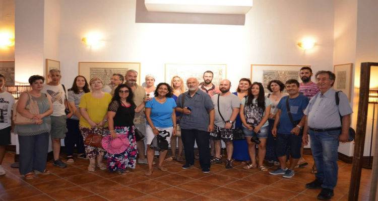 &Beta;ά&rho;&omicron;&sigmaf;: &Eta; &Phi;.&Omicron;. &Lambda;ή&mu;&nu;&omicron;&upsilon; &sigma;&tau;&eta;&nu; έ&kappa;&theta;&epsilon;&sigma;&eta; &phi;&omega;&tau;&omicron;&gamma;&rho;&alpha;&phi;&iota;ώ&nu; &kappa;&alpha;&iota; &chi;&alpha;&lambda;&kappa;&omicron;&gamma;&rho;&alpha;&phi;&iota;ώ&nu; &tau;&omicron;&upsilon; &Alpha;&gamma;ί&omicron;&upsilon; Ό&rho;&omicron;&upsilon;&sigmaf;