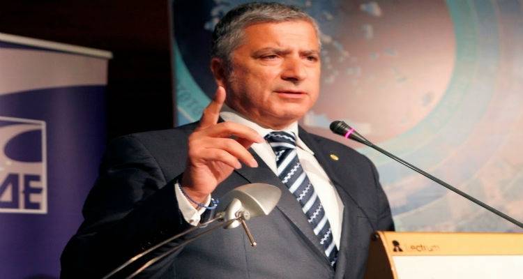 Ο Πρόεδρος της ΚΕΔΕ στον Fm 100 για τα ταμειακά αποθέματα των Δήμων (mp3)