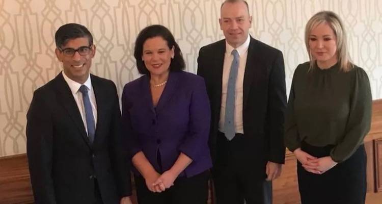 Brexit: &Omicron; &Beta;&rho;&epsilon;&tau;&alpha;&nu;ό&sigmaf; &pi;&rho;&omega;&theta;&upsilon;&pi;&omicron;&upsilon;&rho;&gamma;ό&sigmaf; &sigma;&upsilon;&nu;&alpha;&nu;&tau;ή&theta;&eta;&kappa;&epsilon; &mu;&epsilon; &tau;&alpha; &kappa;ό&mu;&mu;&alpha;&tau;&alpha; &sigma;&tau;&omicron; &Mu;&pi;έ&lambda;&phi;&alpha;&sigma;&tau; &nbsp;&kappa;&alpha;&iota; &epsilon;ί&chi;&epsilon; &sigma;&upsilon;&nu;&omicron;&mu;&iota;&lambda;ί&epsilon;&sigmaf; &gamma;&iota;&alpha; &tau;&omicron; &pi;&rho;&omega;&tau;ό&kappa;&omicron;&lambda;&lambda;&omicron; &tau;&eta;&sigmaf; &Beta;ό&rho;&epsilon;&iota;&alpha;&sigmaf; &Iota;&rho;&lambda;&alpha;&nu;&delta;ί&alpha;&sigmaf; &nbsp; &nbsp;