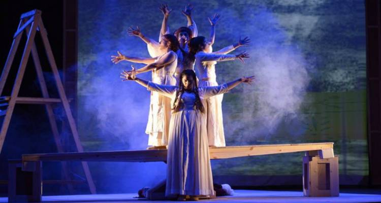 &Delta;ή&mu;&omicron;&sigmaf; &Lambda;ή&mu;&nu;&omicron;&upsilon;: &Theta;&epsilon;&alpha;&tau;&rho;&iota;&kappa;ό &epsilon;&rho;&gamma;&alpha;&sigma;&tau;ή&rho;&iota; &gamma;&iota;&alpha; &pi;&alpha;&iota;&delta;&iota;ά &kappa;&alpha;&iota; &epsilon;&phi;ή&beta;&omicron;&upsilon;&sigmaf; &sigma;&epsilon; &delta;&iota;&delta;&alpha;&sigma;&kappa;&alpha;&lambda;ί&alpha; &Kappa;&upsilon;&rho;&iota;ά&kappa;&omicron;&upsilon; &Delta;&alpha;&nu;&iota;ή&lambda;