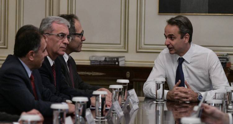Μεταναστευτικό: Τι συμφώνησε η κυβέρνηση με την τοπική αυτοδιοίκηση για τα νησιά | Οι επόμενες κινήσεις