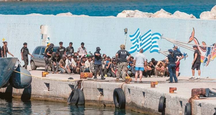 &Mu;&epsilon;&tau;&alpha;&nu;&alpha;&sigma;&tau;&epsilon;&upsilon;&tau;&iota;&kappa;ό: &Sigma;ή&mu;&epsilon;&rho;&alpha; &sigma;&tau;&eta; &Beta;&omicron;&upsilon;&lambda;ή &tau;&omicron; &nu;έ&omicron; &delta;ό&gamma;&mu;&alpha; - Stop &sigma;&tau;&iota;&sigmaf; &kappa;&alpha;&rho;&alpha;&beta;&iota;έ&sigmaf; &mu;&epsilon; 5 &mu;έ&tau;&rho;&alpha;