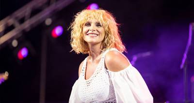 Η Ελεωνόρα Ζουγανέλη έρχεται στη Λήμνο για μια μαγική βραδιά στο Γυμνάσιο Μύρινας!