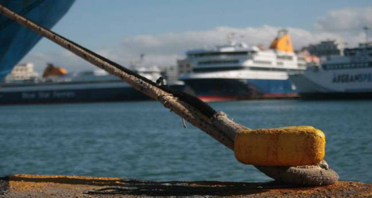 &Alpha;&pi;&epsilon;&rho;&gamma;ί&alpha; &Pi;&Nu;&Omicron;: &Delta;&epsilon;&mu;έ&nu;&alpha; &tau;&alpha; &pi;&lambda;&omicron;ί&alpha; &sigma;&tau;&alpha; &lambda;&iota;&mu;ά&nu;&iota;&alpha; &sigma;&tau;&iota;&sigmaf; 8 &Mu;&alpha;ΐ&omicron;&upsilon;