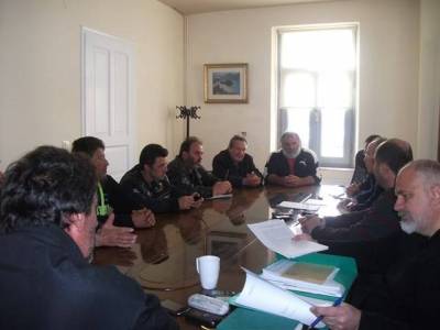 Αγρότες Λήμνου: «Όχι στη μετάβαση εκπροσώπων στο Υπ. Περιβάλλοντος. Η όποια συζήτηση να γίνει στη Λήμνο» (mp3)