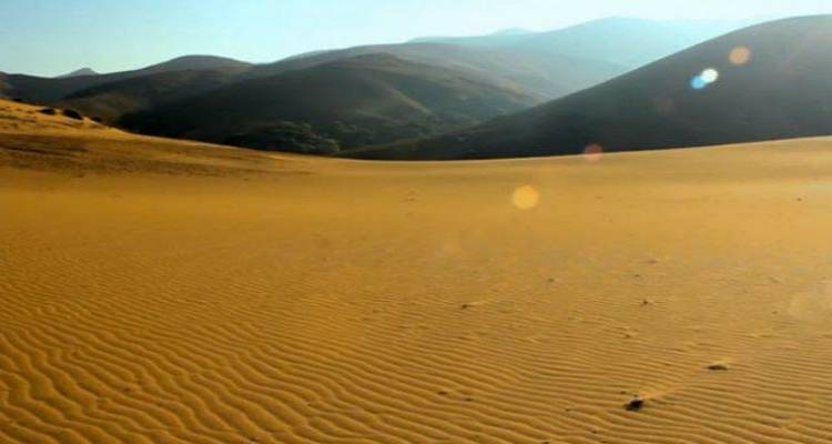 &Alpha;&mu;&mu;&omicron;&theta;ί&nu;&epsilon;&sigmaf; &Lambda;ή&mu;&nu;&omicron;&upsilon;: Έ&nu;&alpha; &theta;έ&alpha;&mu;&alpha; &pi;έ&rho;&alpha; &gamma;&iota;&alpha; &pi;έ&rho;&alpha; &alpha;&nu;&alpha;&pi;ά&nu;&tau;&epsilon;&chi;&omicron;! (photos &amp; video)