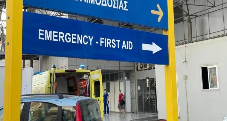 &Tau;&rho;&alpha;&gamma;&omega;&delta;ί&alpha; &sigma;&tau;&omicron;&nu; &Beta;ό&lambda;&omicron;: &Nu;&epsilon;&kappa;&rho;ό 5&chi;&rho;&omicron;&nu;&omicron; &pi;&alpha;&iota;&delta;ί, &mu;&epsilon;&tau;&alpha;&phi;έ&rho;&theta;&eta;&kappa;&epsilon; &sigma;&tau;&omicron; &nu;&omicron;&sigma;&omicron;&kappa;&omicron;&mu;&epsilon;ί&omicron; &chi;&omega;&rho;ί&sigmaf; &sigma;&phi;&upsilon;&gamma;&mu;ό