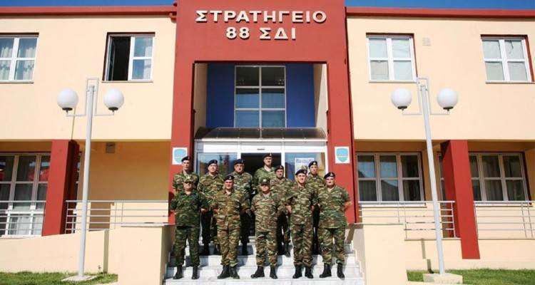 Ο κορονοϊός έφερε άλλον Ταξίαρχο διοικητή της 88 ΣΔΙ στη Λήμνο