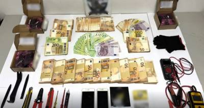 M&iota;&sigma;ό &epsilon;&kappa;&alpha;&tau;. &epsilon;&upsilon;&rho;ώ &tau;&alpha; &kappa;έ&rho;&delta;&eta; &tau;&omicron;&upsilon; &kappa;&upsilon;&kappa;&lambda;ώ&mu;&alpha;&tau;&omicron;&sigmaf; &pi;&omicron;&upsilon; έ&kappa;&lambda;&epsilon;&beta;&epsilon; &mu;&pi;&alpha;&tau;&alpha;&rho;ί&epsilon;&sigmaf; &lambda;&iota;&theta;ί&omicron;&upsilon; &alpha;&pi;ό &kappa;&epsilon;&rho;&alpha;ί&epsilon;&sigmaf; &kappa;&iota;&nu;&eta;&tau;ή&sigmaf; | &Pi;ώ&sigmaf; έ&theta;&epsilon;&tau;&alpha;&nu; &sigma;&epsilon; &kappa;ί&nu;&delta;&upsilon;&nu;&omicron; &tau;&omicron; 112