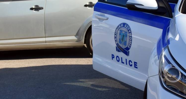 Έ&gamma;&kappa;&lambda;&eta;&mu;&alpha; &sigma;&tau;&eta; &Rho;&omicron;&delta;ό&pi;&eta;: 21&chi;&rho;&omicron;&nu;&eta; &mu;&alpha;&chi;&alpha;ί&rho;&omega;&sigma;&epsilon; &kappa;&alpha;&iota; &sigma;&kappa;ό&tau;&omega;&sigma;&epsilon; 66&chi;&rho;&omicron;&nu;&omicron; | &Beta;&rho;έ&theta;&eta;&kappa;&epsilon; &nu;&epsilon;&kappa;&rho;ό&sigmaf; &sigma;&tau;&eta;&nu; &alpha;&upsilon;&lambda;ή &tau;&omicron;&upsilon;