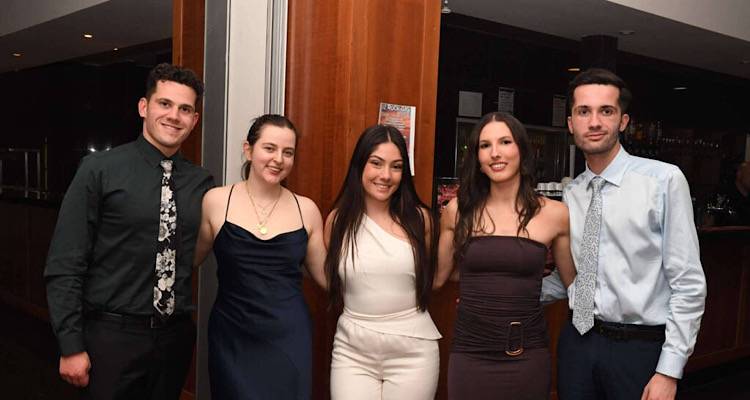 Διπλή γιορτή και γλέντι τρικούβερτο από τους Λημνιούς της Βικτώριας