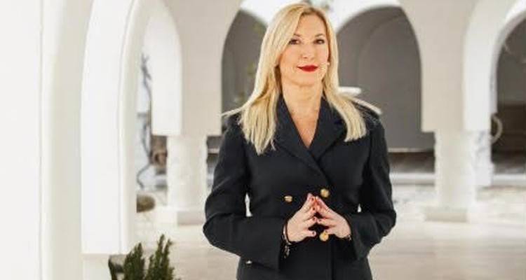 40 χρόνια μετά τη μεγάλη νίκη του ΠΑΣΟΚ ποιο πρέπει να είναι το διακύβευμα των εκλογών της 5ης και 12ης Δεκεμβρίου;