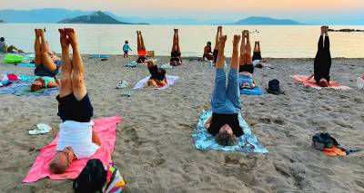 Yoga για καλό σκοπό | Φιλανθρωπική δράση στο SABBIA για τη στήριξη νεοδιόριστης εκπαιδευτικού