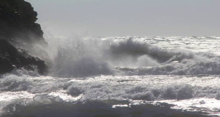 &Lambda;ή&mu;&nu;&omicron;&sigmaf;: &Mu;&epsilon;&mu;&omicron;&nu;&omega;&mu;έ&nu;&epsilon;&sigmaf; &kappa;&alpha;&tau;&alpha;&iota;&gamma;ί&delta;&epsilon;&sigmaf; &kappa;&alpha;&iota; &iota;&sigma;&chi;&upsilon;&rho;&omicron;ί &nu;&omicron;&tau;&iota;ά&delta;&epsilon;&sigmaf; &sigma;&tau;&alpha; 9 &mu;&pi;&omicron;&phi;ό&rho; &tau;&omicron; &mu;&epsilon;&sigma;&eta;&mu;έ&rho;&iota;