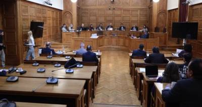 &Alpha;&upsilon;&tau;ά &epsilon;ί&nu;&alpha;&iota; &tau;&alpha; &pi;&omicron;&rho;ί&sigma;&mu;&alpha;&tau;&alpha; &tau;&omega;&nu; &kappa;&omicron;&mu;&mu;ά&tau;&omega;&nu; &gamma;&iota;&alpha; &tau;&alpha; &Tau;έ&mu;&pi;&eta; | &Sigma;&upsilon;&mu;&pi;&epsilon;&rho;ά&sigma;&mu;&alpha;&tau;&alpha; &kappa;&alpha;&iota; &epsilon;&upsilon;&theta;ύ&nu;&epsilon;&sigmaf;, &tau;&iota; &zeta;&eta;&tau;&omicron;ύ&nu;