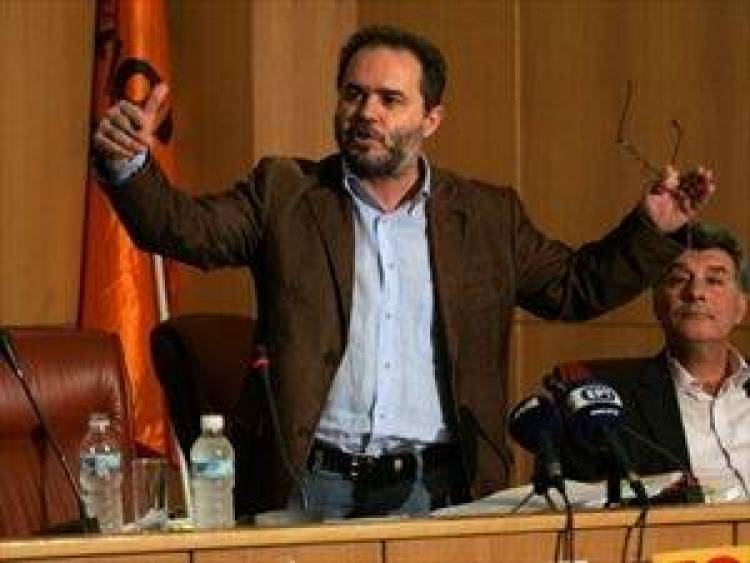 &Alpha;&pi;&omicron;&chi;&omega;&rho;&epsilon;ί &alpha;&pi;ό &pi;&rho;ό&epsilon;&delta;&rho;&omicron;&sigmaf; &tau;&eta;&sigmaf; &Gamma;&Epsilon;&Nu;&Omicron;&Pi; &omicron; &Phi;&omega;&tau;ό&pi;&omicron;&upsilon;&lambda;&omicron;&sigmaf;