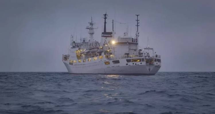 &Rho;&omega;&sigma;&iota;&kappa;ή &epsilon;&iota;&sigma;&beta;&omicron;&lambda;ή &sigma;&tau;&eta;&nu; &Omicron;&upsilon;&kappa;&rho;&alpha;&nu;ί&alpha;: &Sigma;&kappa;ά&phi;&eta; &pi;&rho;&omicron;&epsilon;&tau;&omicron;&iota;&mu;ά&zeta;&omicron;&nu;&tau;&alpha;&iota; &gamma;&iota;&alpha; &delta;&omicron;&lambda;&iota;&omicron;&phi;&theta;&omicron;&rho;έ&sigmaf; &sigma;&tau;&eta; &Beta;ό&rho;&epsilon;&iota;&alpha; &Theta;ά&lambda;&alpha;&sigma;&sigma;&alpha;, &upsilon;&pi;&omicron;&sigma;&tau;&eta;&rho;ί&zeta;&epsilon;&iota; &tau;&omicron; &Lambda;&omicron;&nu;&delta;ί&nu;&omicron;