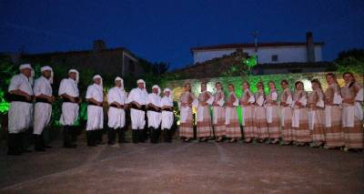 O &Chi;&omicron;&rho;&epsilon;&upsilon;&tau;&iota;&kappa;ό&sigmaf; Ό&mu;&iota;&lambda;&omicron;&sigmaf; &Lambda;ή&mu;&nu;&omicron;&upsilon; &sigma;&tau;&eta;&nu; &Kappa;&omicron;&mu;&omicron;&tau;&eta;&nu;ή &gamma;&iota;&alpha; &tau;&alpha; &Epsilon;&lambda;&epsilon;&upsilon;&theta;έ&rho;&iota;&alpha; &tau;&eta;&sigmaf; &pi;ό&lambda;&eta;&sigmaf;