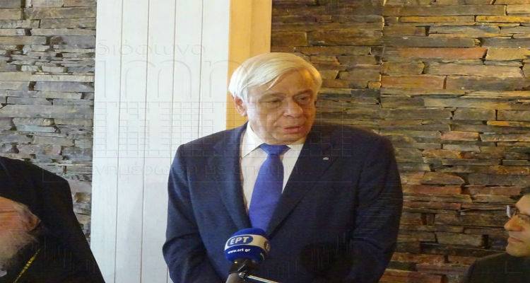 &Sigma;&tau;&omicron; Ά&gamma;&iota;&omicron; &Epsilon;&upsilon;&sigma;&tau;&rho;ά&tau;&iota;&omicron; &omicron; &Pi;&rho;ό&epsilon;&delta;&rho;&omicron;&sigmaf; &tau;&eta;&sigmaf; &Delta;&eta;&mu;&omicron;&kappa;&rho;&alpha;&tau;ί&alpha;&sigmaf;