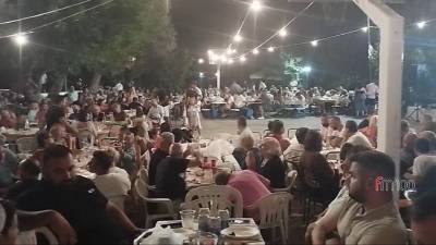 Λήμνος: Γλέντησαν με τη ψυχή τους στο πανηγύρι στη Σκανδάλη (Vídeo)
