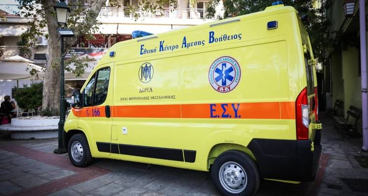 &Chi;&alpha;&lambda;ά&nu;&delta;&rho;&iota;: 17&chi;&rho;&omicron;&nu;&omicron;&sigmaf; &Beta;&rho;&epsilon;&tau;&alpha;&nu;ό&sigmaf; έ&pi;&epsilon;&sigma;&epsilon; &alpha;&pi;ό &mu;&pi;&alpha;&lambda;&kappa;ό&nu;&iota; &xi;&epsilon;&nu;&omicron;&delta;&omicron;&chi;&epsilon;ί&omicron;&upsilon; -&Nu;&omicron;&sigma;&eta;&lambda;&epsilon;ύ&epsilon;&tau;&alpha;&iota; &sigma;&epsilon; &sigma;&omicron;&beta;&alpha;&rho;ή &kappa;&alpha;&tau;ά&sigma;&tau;&alpha;&sigma;&eta; &mu;&epsilon; &pi;&omicron;&lambda;&lambda;&alpha;&pi;&lambda;ά &tau;&rho;&alpha;ύ&mu;&alpha;&tau;&alpha;