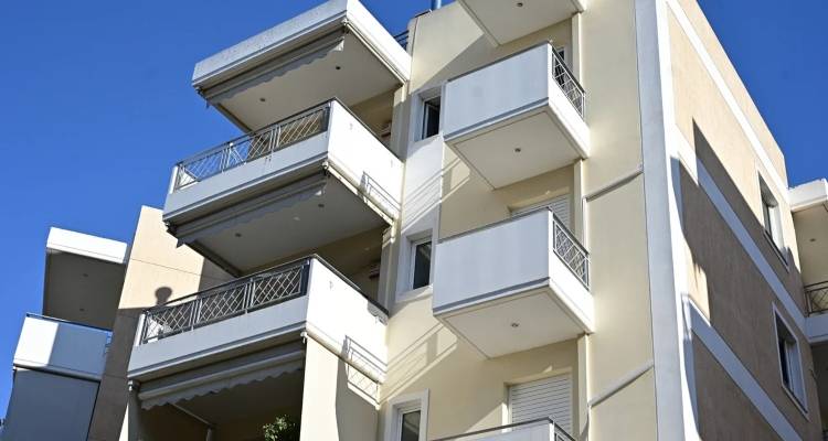 &Theta;&rho;ί&lambda;&epsilon;&rho; &sigma;&tau;&omicron; &Mu;&alpha;&rho;&omicron;ύ&sigma;&iota;: 27&chi;&rho;&omicron;&nu;&eta; &pi;ή&delta;&eta;&xi;&epsilon; &delta;ύ&omicron; &phi;&omicron;&rho;έ&sigmaf; &alpha;&pi;ό &tau;&omicron;&nu; &tau;έ&tau;&alpha;&rho;&tau;&omicron; -&Sigma;&upsilon;&nu;&epsilon;&lambda;ή&phi;&theta;&eta; &omicron; &sigma;ύ&zeta;&upsilon;&gamma;ό&sigmaf; &tau;&eta;&sigmaf;