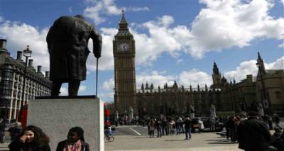 &Beta;&rho;&epsilon;&tau;&alpha;&nu;ί&alpha;: &Sigma;&phi;&rho;&alpha;&gamma;ί&delta;&alpha; &sigma;&tau;&iota;&sigmaf; &pi;&rho;ό&omega;&rho;&epsilon;&sigmaf; &epsilon;&kappa;&lambda;&omicron;&gamma;έ&sigmaf; &beta;ά&zeta;&epsilon;&iota; &eta; &Beta;&omicron;&upsilon;&lambda;ή &tau;&omega;&nu; &Kappa;&omicron;&iota;&nu;&omicron;&tau;ή&tau;&omega;&nu;