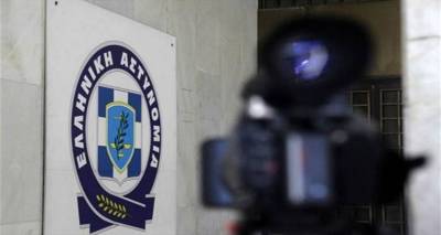 Επιστρέφονται πινακίδες, άδειες οδήγησης και κυκλοφορίας ενόψει δημοψηφίσματος | Ανοιχτά 4 και 5 Ιουλίου τα Γραφεία Ταυτοτήτων
