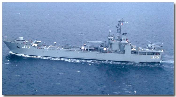 Το αρματαγωγό «Λέσβος» ανοιχτό για το κοινό | Photos