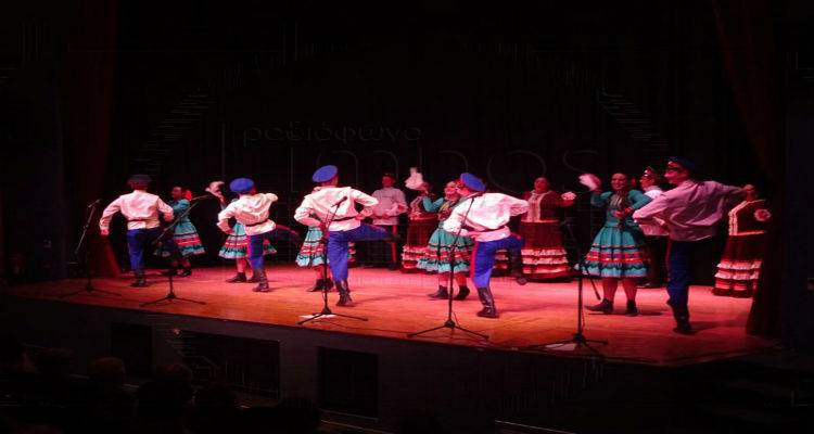 &Kappa;&alpha;&theta;ή&lambda;&omega;&sigma;&alpha;&nu; &tau;&omicron; &kappa;&omicron;&iota;&nu;ό &tau;&eta;&sigmaf; &Lambda;ή&mu;&nu;&omicron;&upsilon; &omicron;&iota; &Rho;ώ&sigma;&omicron;&iota; &kappa;&alpha;&lambda;&lambda;&iota;&tau;έ&chi;&nu;&epsilon;&sigmaf; (photos + mp3)