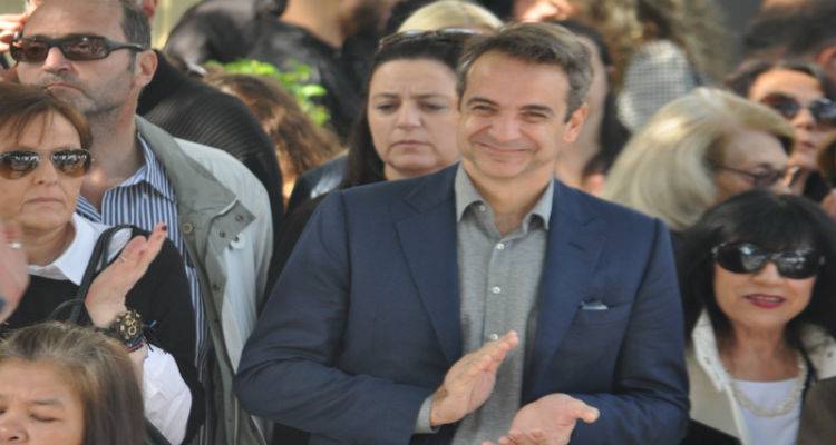 &Omicron; &Kappa;. &Mu;&eta;&tau;&sigma;&omicron;&tau;ά&kappa;&eta;&sigmaf; έ&rho;&chi;&epsilon;&tau;&alpha;&iota; &Lambda;ή&mu;&nu;&omicron; | &Eta; &epsilon;&pi;ί&sigma;&eta;&mu;&eta; &alpha;&nu;&alpha;&kappa;&omicron;ί&nu;&omega;&sigma;&eta;