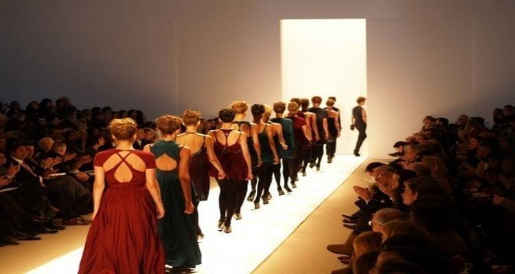 Η Γ' ΓΕΛ Μύρινας πάει... πασαρέλα και μας προσκαλεί