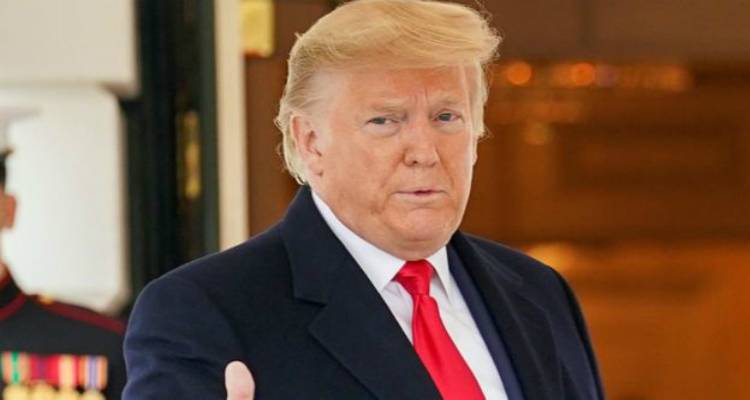 Ντόναλντ Τραμπ: “Πρόεδρος για πάντα”, το μήνυμά του μετά την αθώωσή του