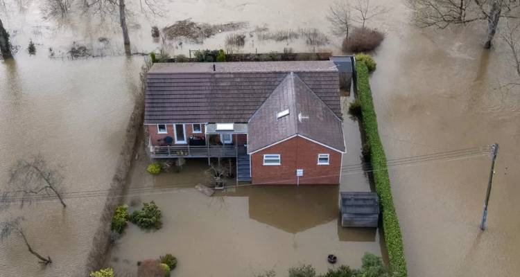 &Eta; &Alpha;&gamma;&gamma;&lambda;ί&alpha; &delta;&epsilon;&nu; &epsilon;ί&nu;&alpha;&iota; έ&tau;&omicron;&iota;&mu;&eta; &gamma;&iota;&alpha; &tau;&iota;&sigmaf; &epsilon;&pi;&iota;&pi;&tau;ώ&sigma;&epsilon;&iota;&sigmaf; &tau;&eta;&sigmaf; &kappa;&lambda;&iota;&mu;&alpha;&tau;&iota;&kappa;ή&sigmaf; &alpha;&lambda;&lambda;&alpha;&gamma;ή&sigmaf;