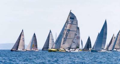 &Rho;&epsilon;&gamma;&kappa;ά&tau;&alpha; &Phi;&iota;&lambda;ί&alpha;&sigmaf;: &Tau;&alpha; &epsilon;&pi;ί&sigma;&eta;&mu;&alpha; &alpha;&pi;&omicron;&tau;&epsilon;&lambda;έ&sigma;&mu;&alpha;&tau;&alpha;