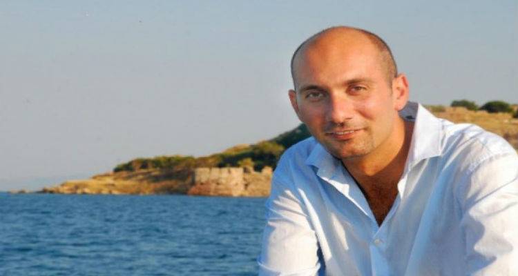 Την αγορά της Μύρινας επισκέφθηκε ο υποψήφιος βουλευτής του ΣΥΡΙΖΑ Γιώργος Πάλλης