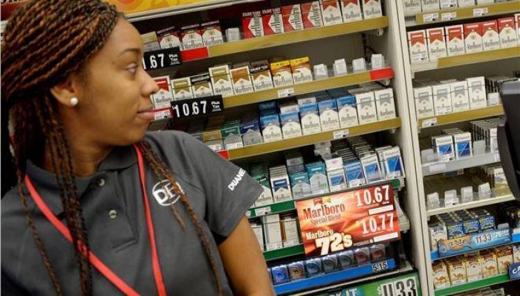 Νέα Υόρκη: Μπορούν να ψηφίζουν αλλά όχι να καπνίζουν