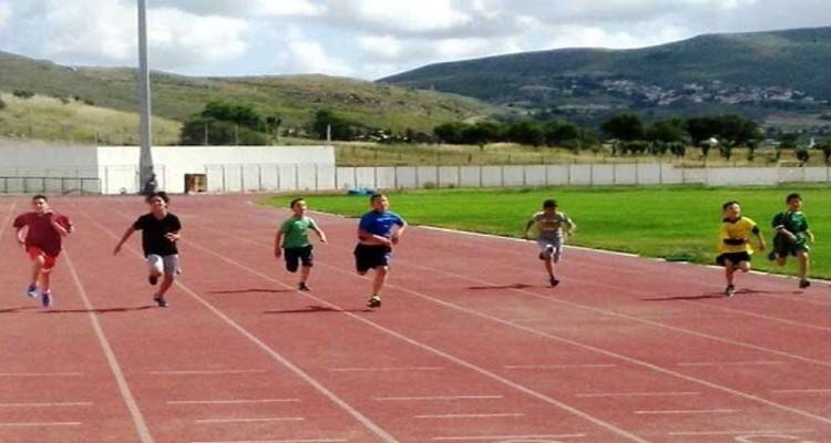 &Omicron; &Kappa;. &Mu;&omicron;&upsilon;&tau;&zeta;&omicron;ύ&rho;&eta;&sigmaf; &alpha;&nu;&alpha;&kappa;&omicron;ί&nu;&omega;&sigma;&epsilon; &nu;έ&omicron; ά&mu;&iota;&sigma;&theta;&omicron; &sigma;ύ&mu;&beta;&omicron;&upsilon;&lambda;&omicron;