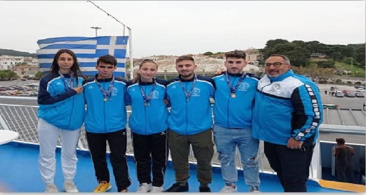 &Alpha;&Epsilon;&Lambda; &Lambda;ή&mu;&nu;&omicron;&upsilon;: 5 &Chi;&rho;&upsilon;&sigma;ά, 2 &Alpha;&rho;&gamma;&upsilon;&rho;ά, 2 &Chi;ά&lambda;&kappa;&iota;&nu;&alpha; &mu;&epsilon;&tau;ά&lambda;&lambda;&iota;&alpha; &kappa;&alpha;&iota; &mu;ί&alpha; 4&eta; &theta;έ&sigma;&eta;!!!