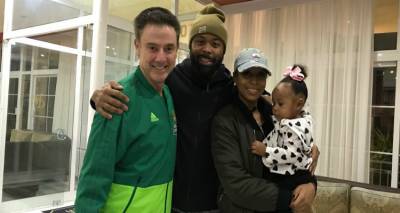 &Eta; &epsilon;&pi;ί&sigma;&kappa;&epsilon;&psi;&eta; &tau;&omicron;&upsilon; &Pi;&iota;&tau;ί&nu;&omicron; &sigma;&tau;&omicron;&nu; &Sigma;&mu;&iota;&theta;! (photo)